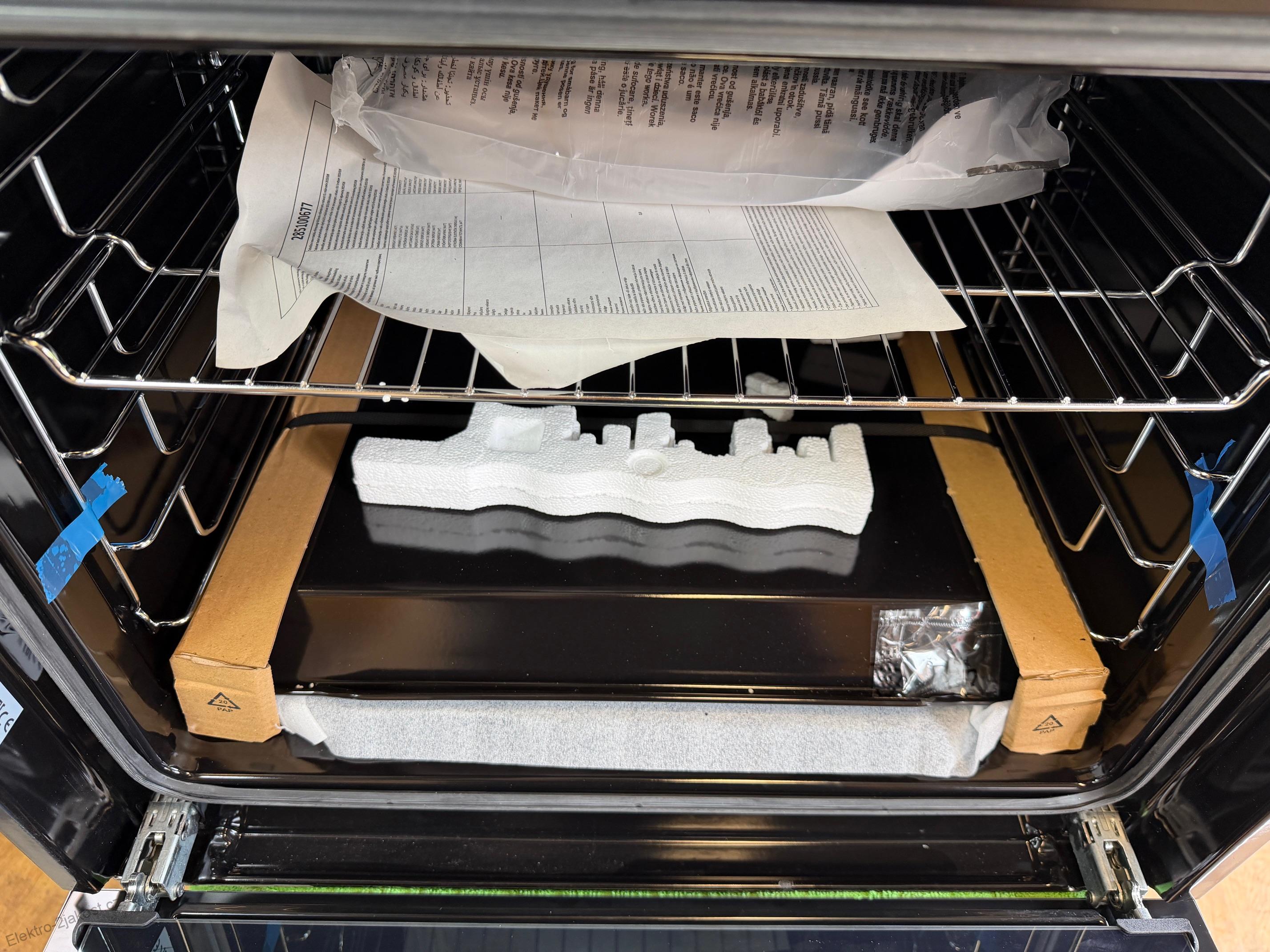 Beko BBIM13300X vestavná multifunkční trouba 72 l
